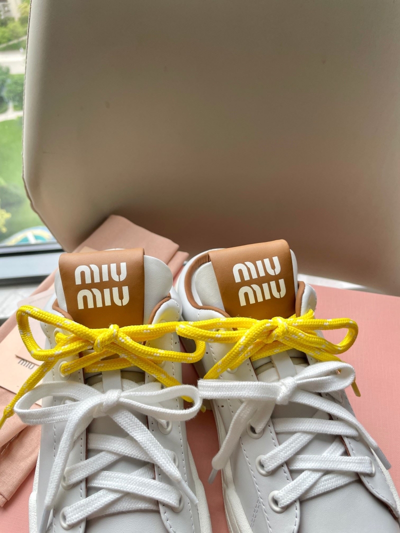 Miu Miu Casual Shoes